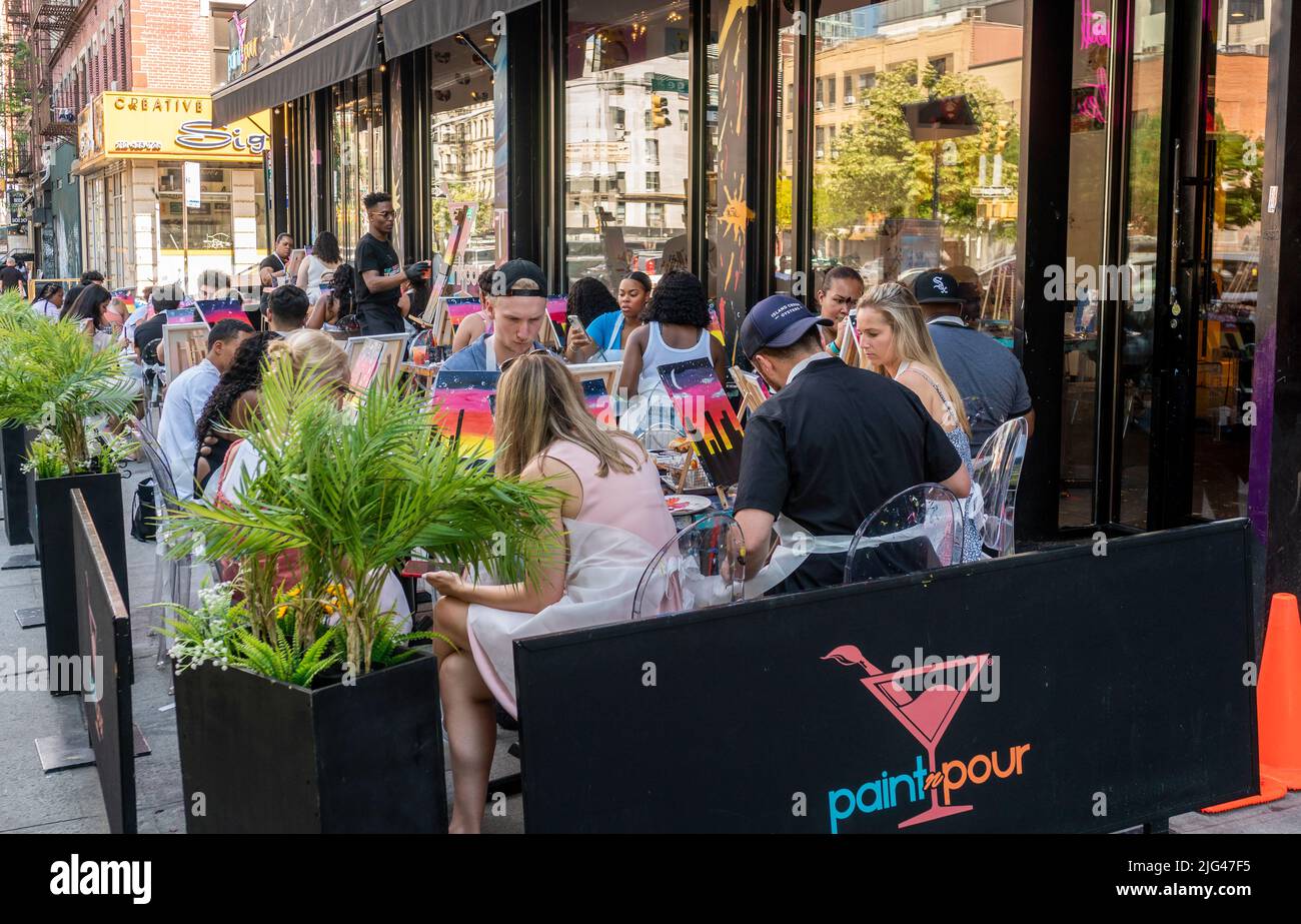 Budding artists hires stock photography and images Alamy