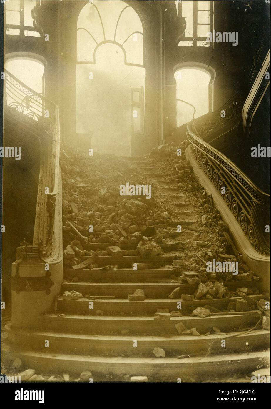 Entrance ladder of a ruins building Stock Photo - Alamy