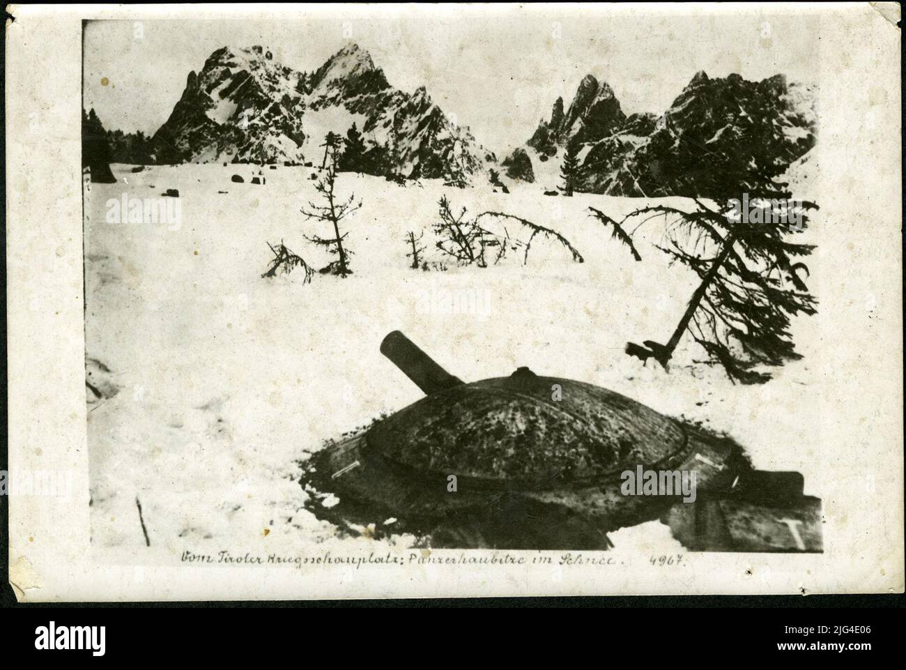 From the Tyrolean theater of war: tank shaft in the snow. 4967 Stock ...
