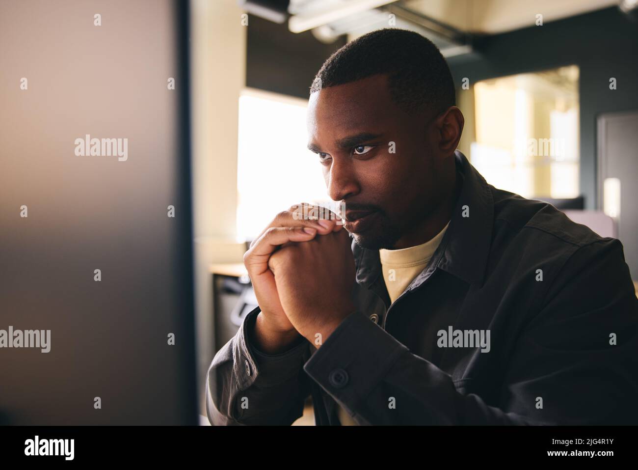 Stressed black male hi-res stock photography and images - Alamy