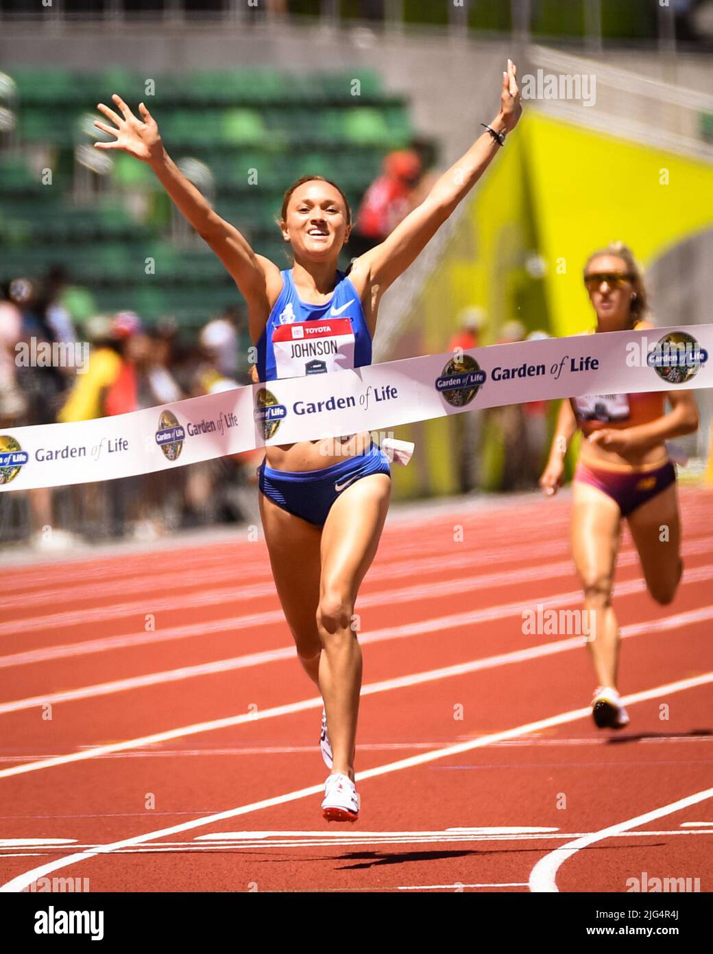 Sinclaire Johnson wins the Garden of Life women’s 1500m at the 2022 US ...