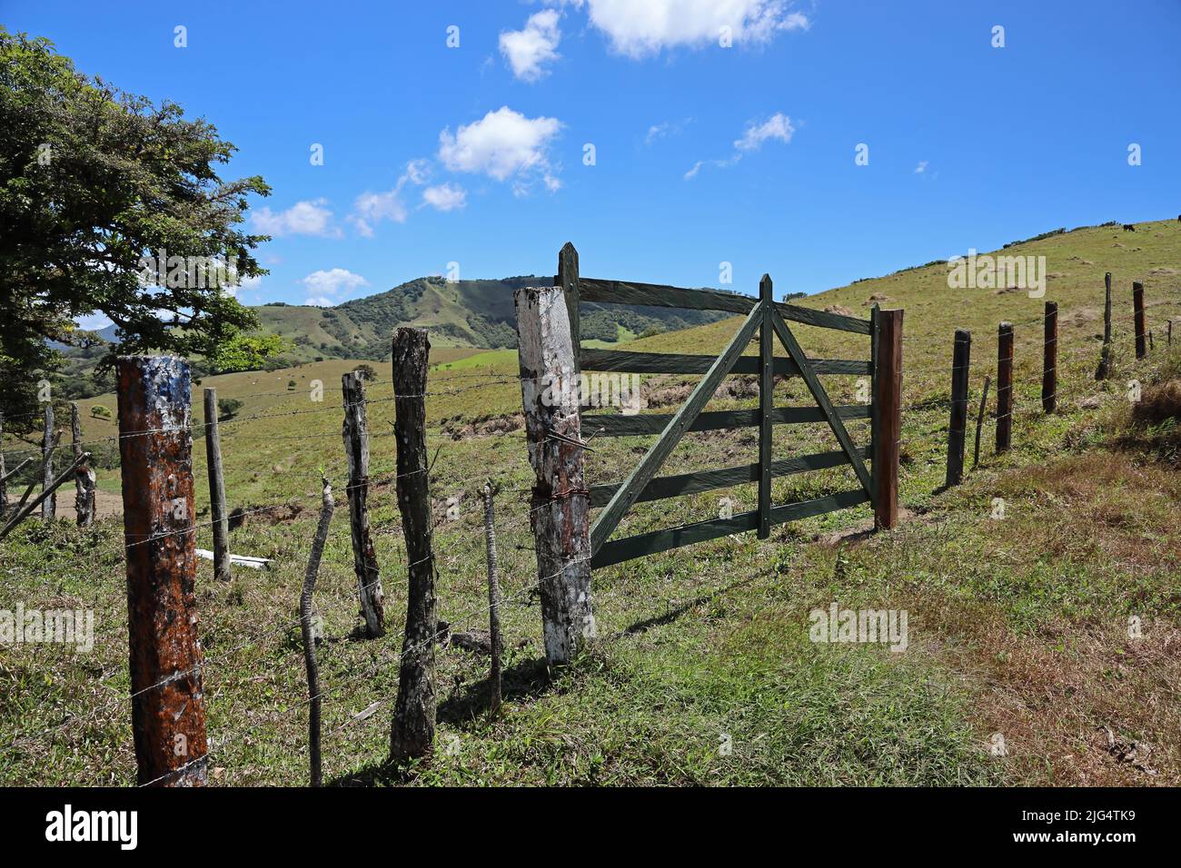 Pasture Gate Hi Res Stock Photography And Images Alamy