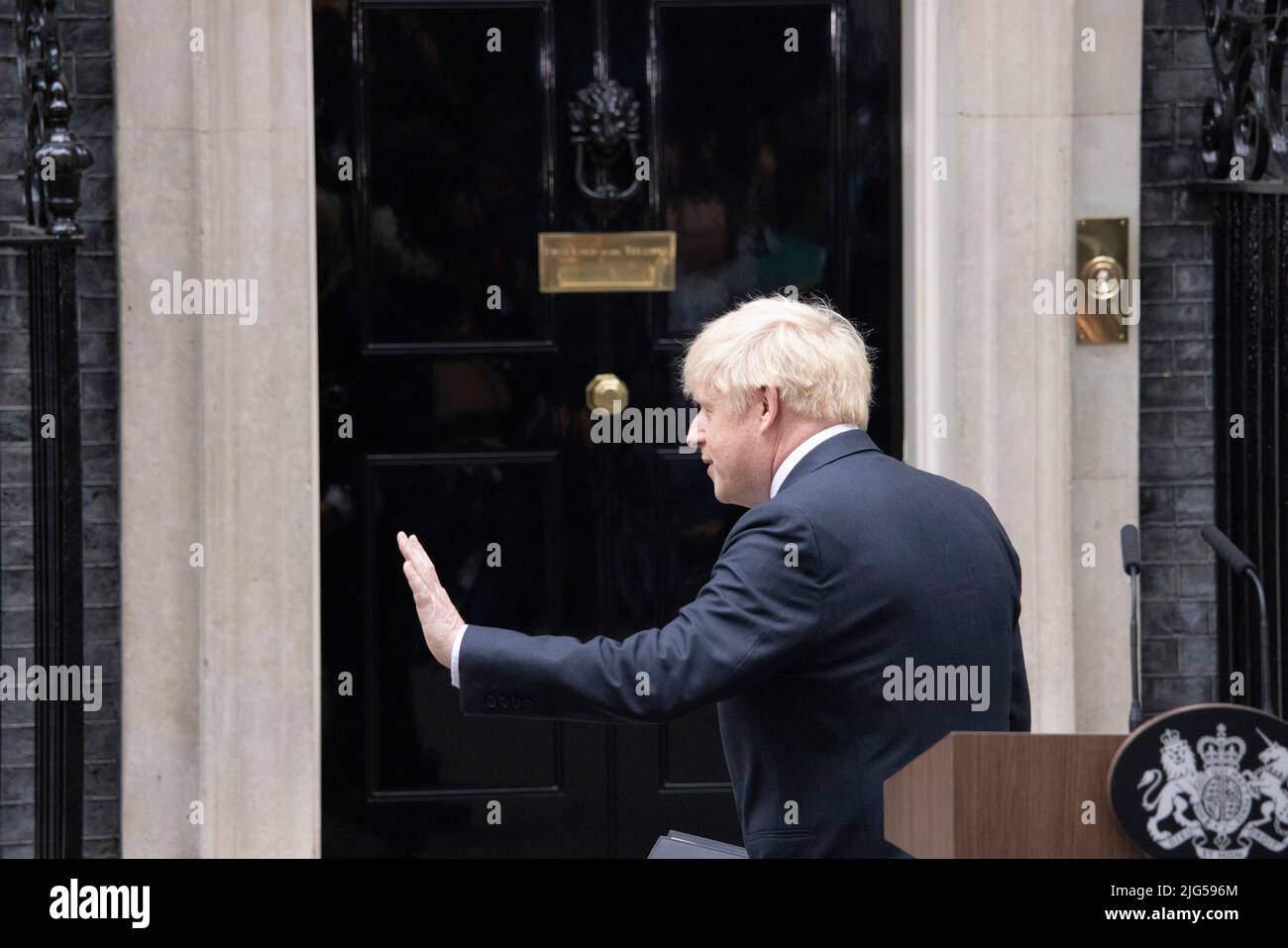 UK PRIME MINISTER BORIS JOHNSON ANNOUNCES HIS RESIGNATION IN DOWNING STREET TODAY. 07th July 2022 Downing Street, London, UK Credit: Jeff Gilbert/Alamy Live News Stock Photo