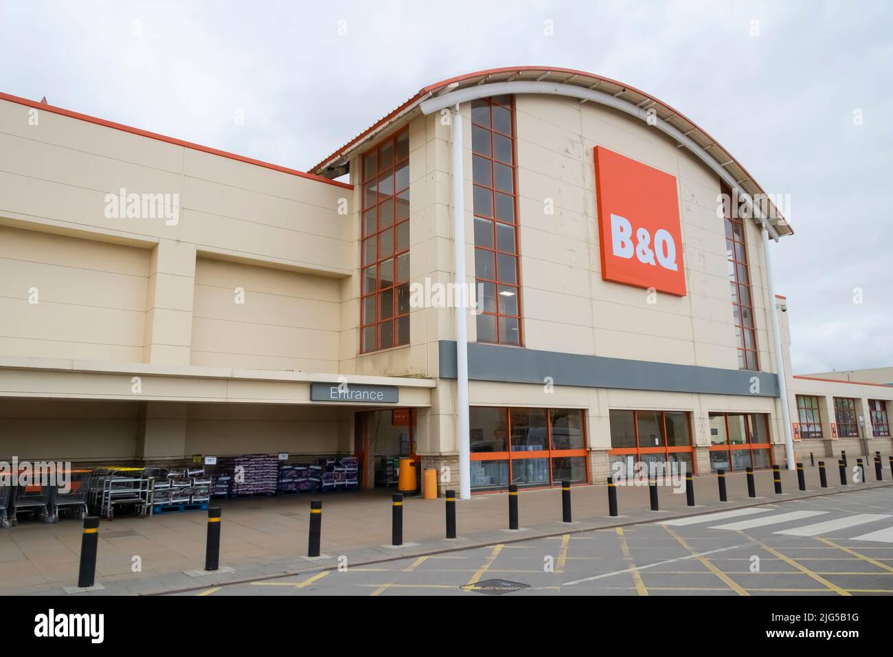 B entrance hi-res stock photography and images - Alamy