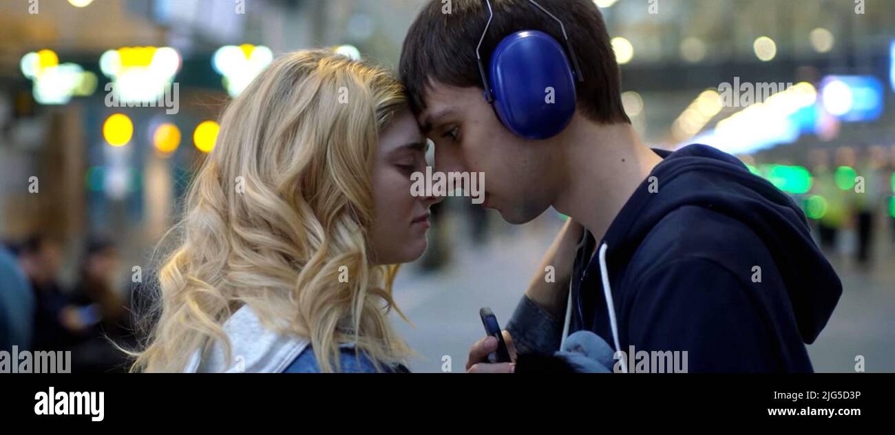 WHEN TIME GOT LOUDER, from left Willow Shields, Jonathan Simao, 2022. © LevelFILM /Courtesy