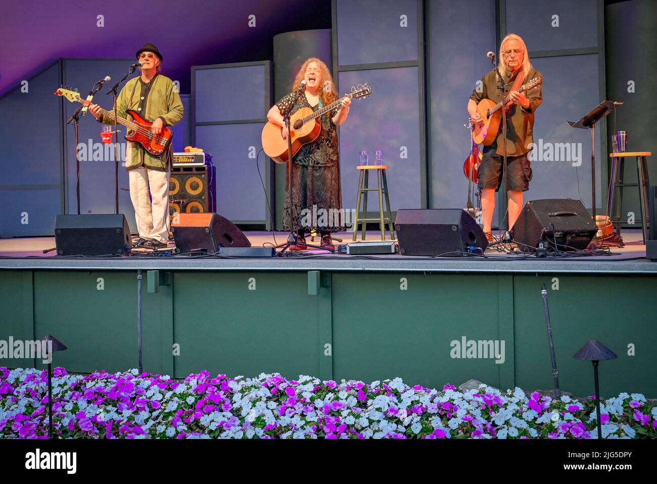 Concert performance, the Ecclestons, Butchart Gardens, Brentwood Bay, Greater Victoria, British Columbia, Canada Stock Photo