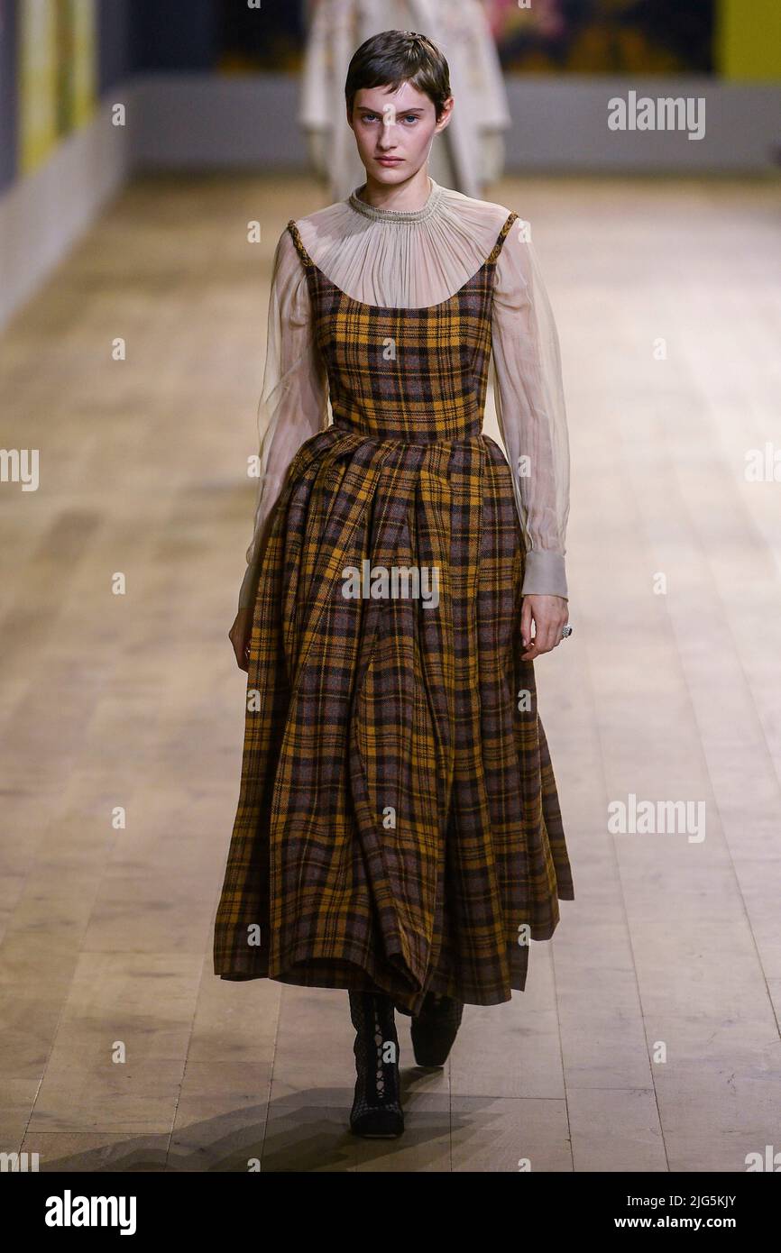 dior haute couture autumn winter 2022