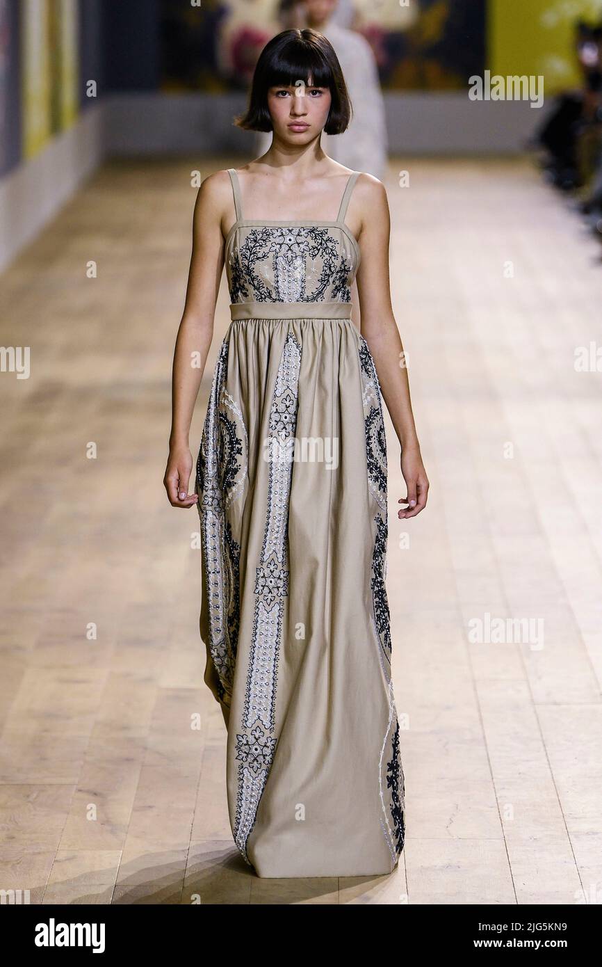 dior autumn winter 2022 haute couture