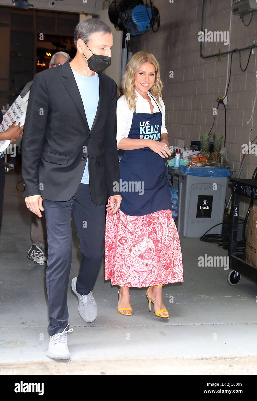 New York, NY, USA. 07th July, 2022. Michael Gelman and Kelly Ripa at