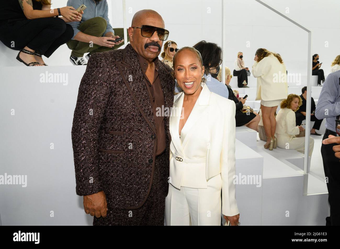 How to: Crochet Zebra Stripes, image size:1300x954