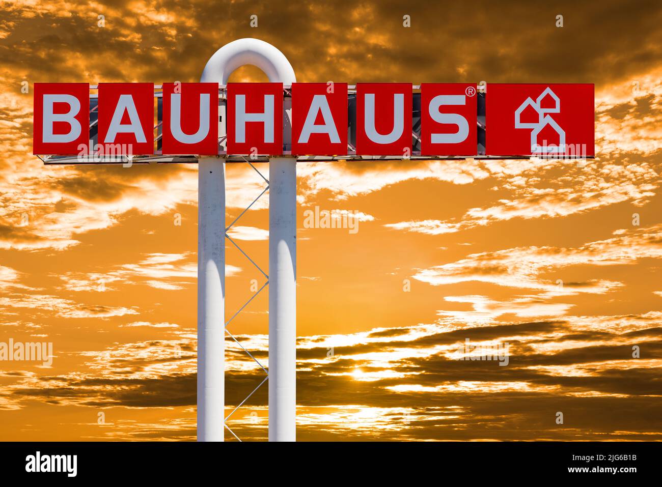Werbeschild der Firma BAUHAUS Stock Photo