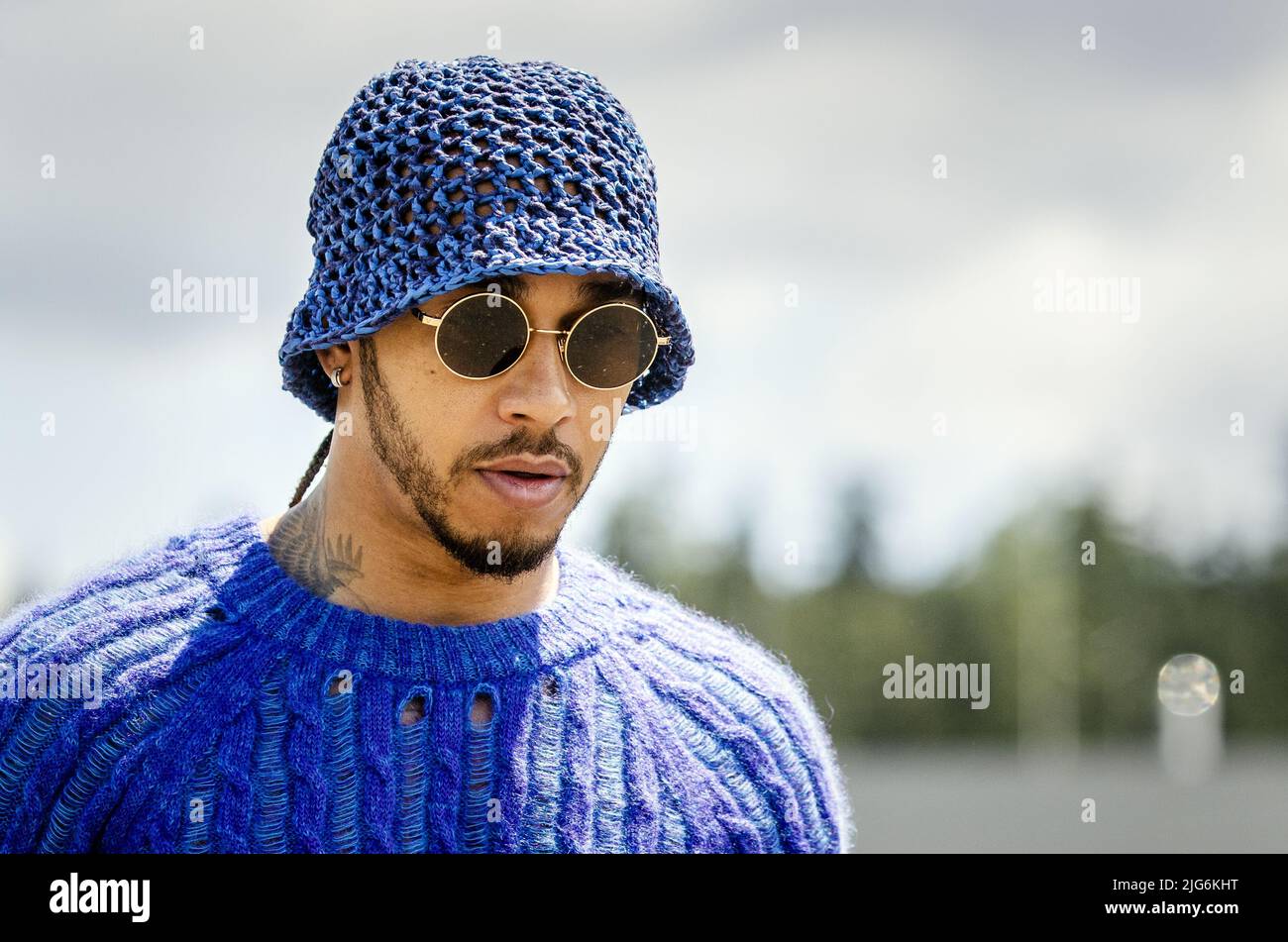 Spielberg, Austria. 08/07/2022, SPIELBERG - Lewis Hamilton (Mercedes) arrives for 1st practice session ahead of the F1 Austrian Grand Prix at the Red Bull Ring on July 8, 2022 in Spielberg, Austria. ANP SEM VAN DER WAL Credit: ANP/Alamy Live News Stock Photo
