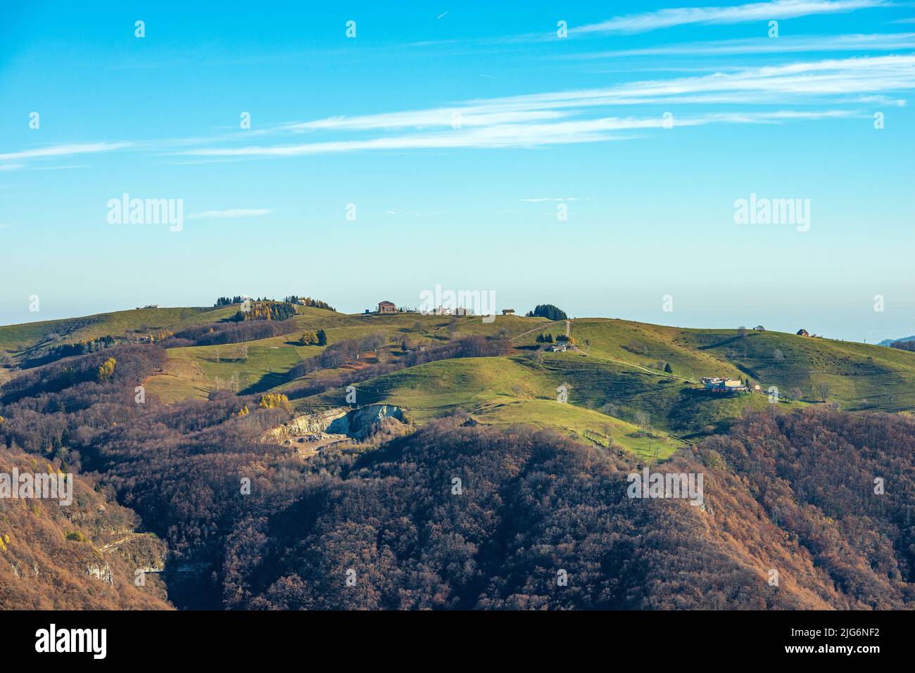 Landscape of Lessini Mountains (Monti Lessini), small village of Campofontana, Selva di Progno municipality, view from the Lessinia High Plateau. Stock Photo