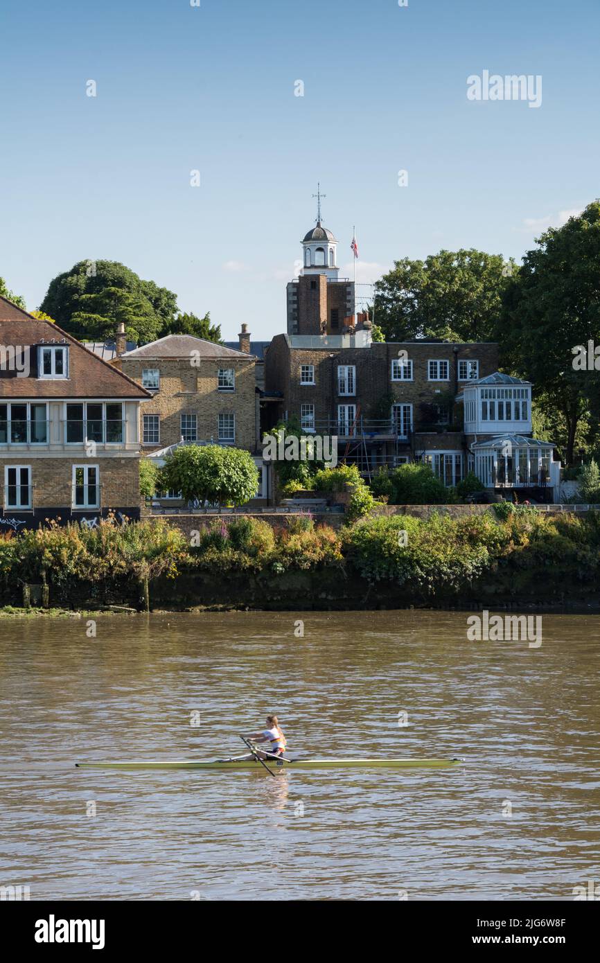 The church tower of St Mary the Virgin, Mortlake, London, England, UK Stock Photo