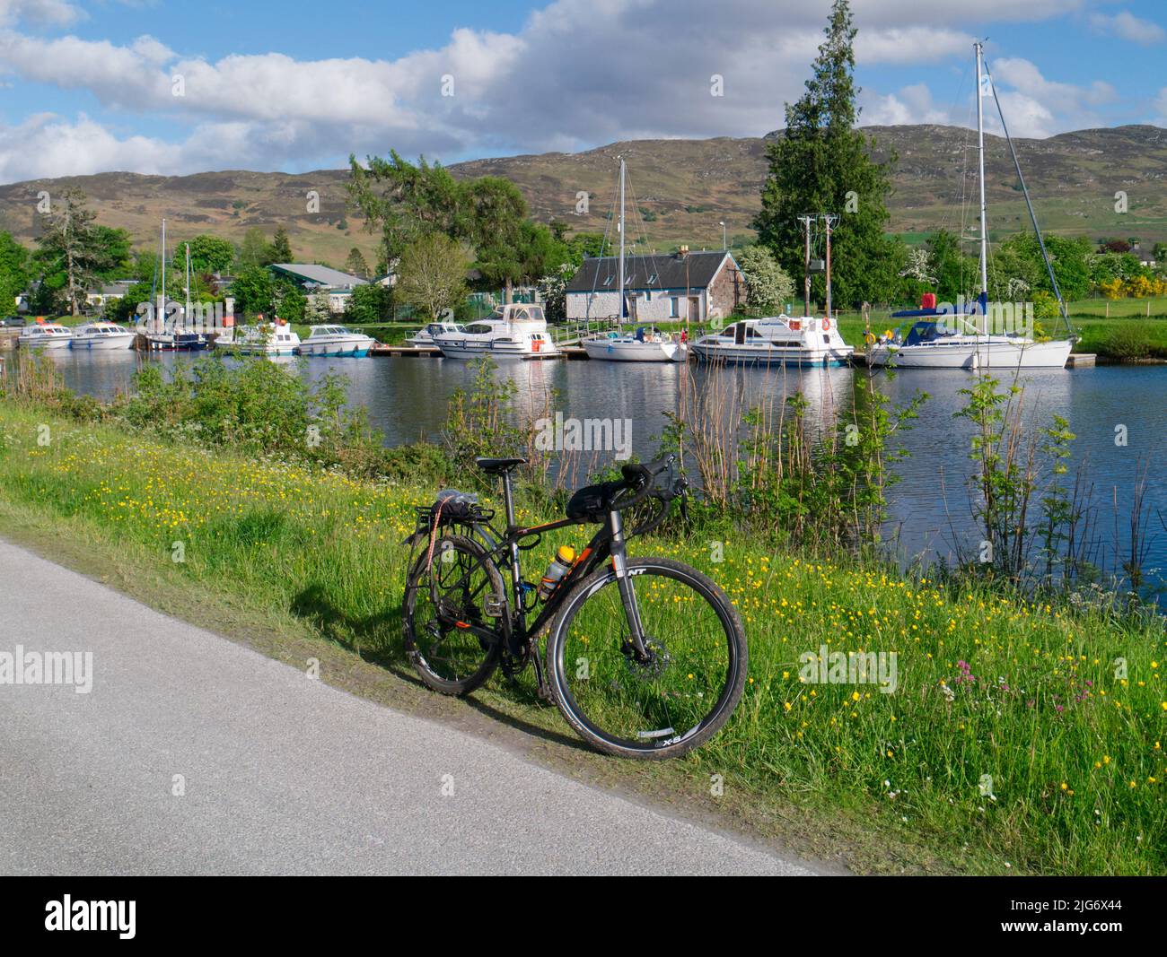 Cycling Great Glen Way at Fort Augustus, Highland Scotland Stock Photo