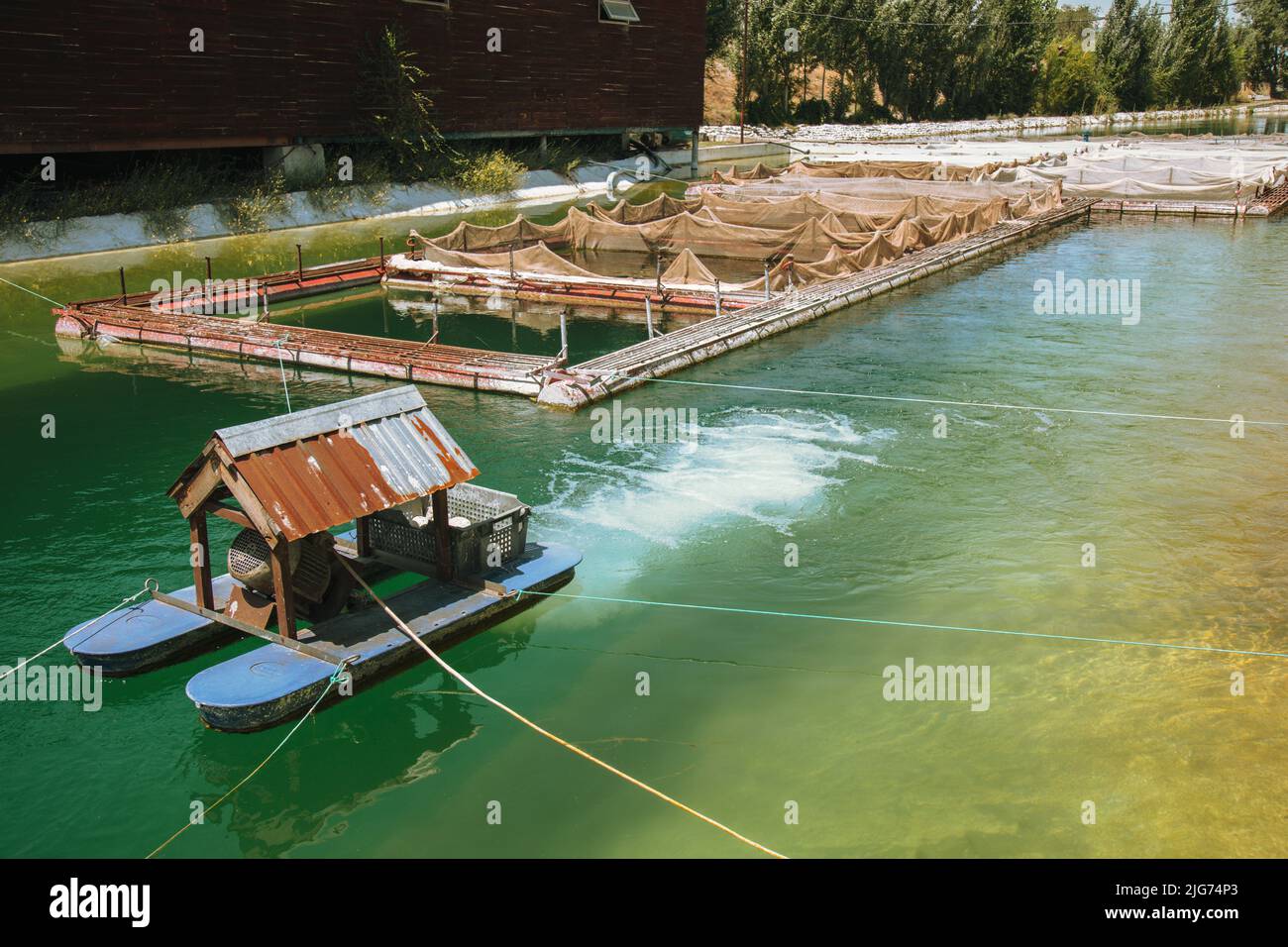 Aerators oxygen enrichment aquacultural equipment in the water with