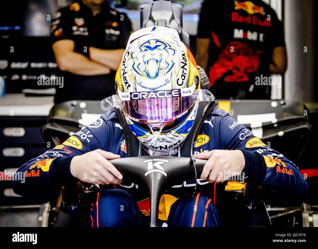 SPIELBERG, Austria - 08/07/2022,  Max Verstappen (1) with the Oracle Red Bull Racing RB18 Honda in the pit box during practice 1 ahead of the F1 Grand Prix of Austria at the Red Bull Ring on July 8, 2022 in Spielberg, Austria. ANP SEM VAN DER WAL Credit: ANP/Alamy Live News Stock Photo