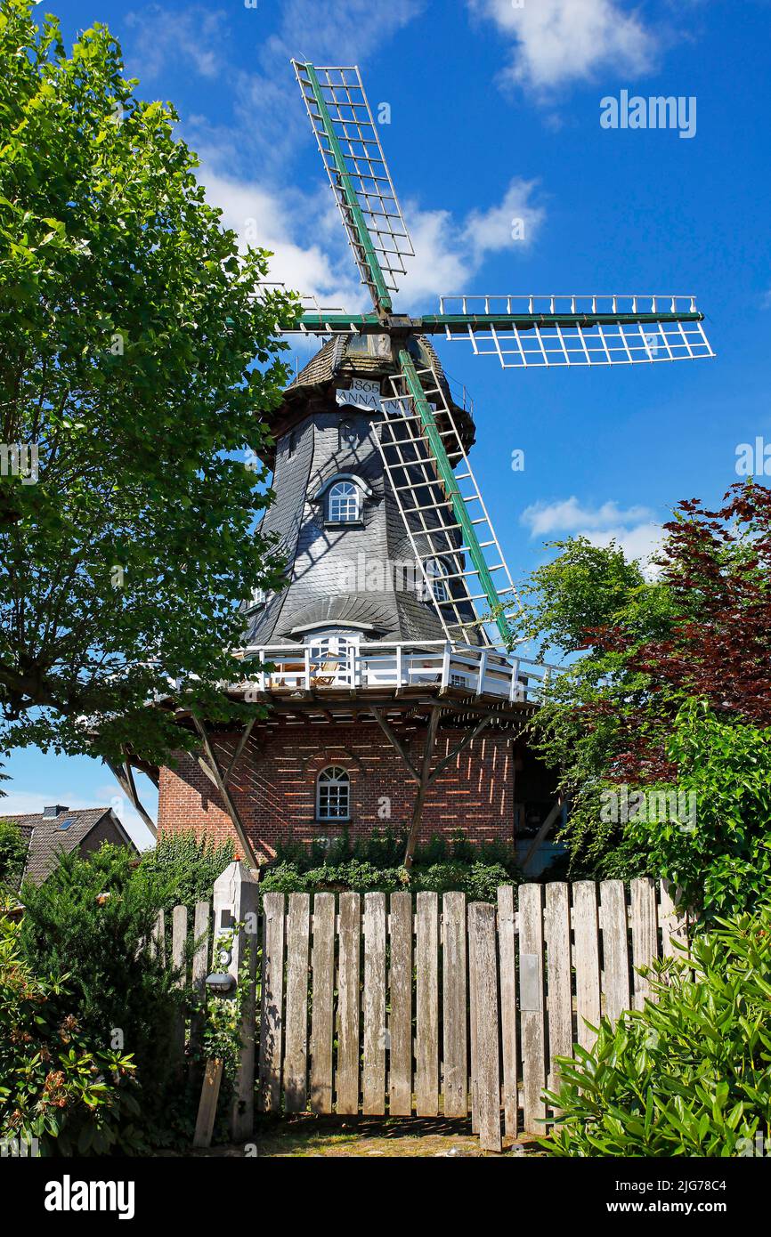 Windmill Anna-Nanna, historic windmill from 1865, type Galeriehollaender, Garlstorf, Niedersaechsische Muehlenstrasse, Lower Saxony, Germany Stock Photo