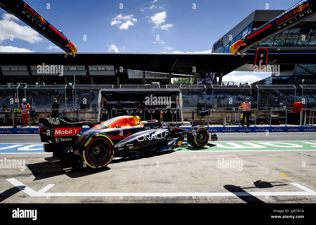 SPIELBERG - Max Verstappen (1) with the Oracle Red Bull Racing RB18 Honda in the pit lane during practice 1 ahead of the F1 Grand Prix of Austria at the Red Bull Ring on July 8, 2022 in Spielberg, Austria. ANP SEM VAN DER WAL Credit: ANP/Alamy Live News Stock Photo