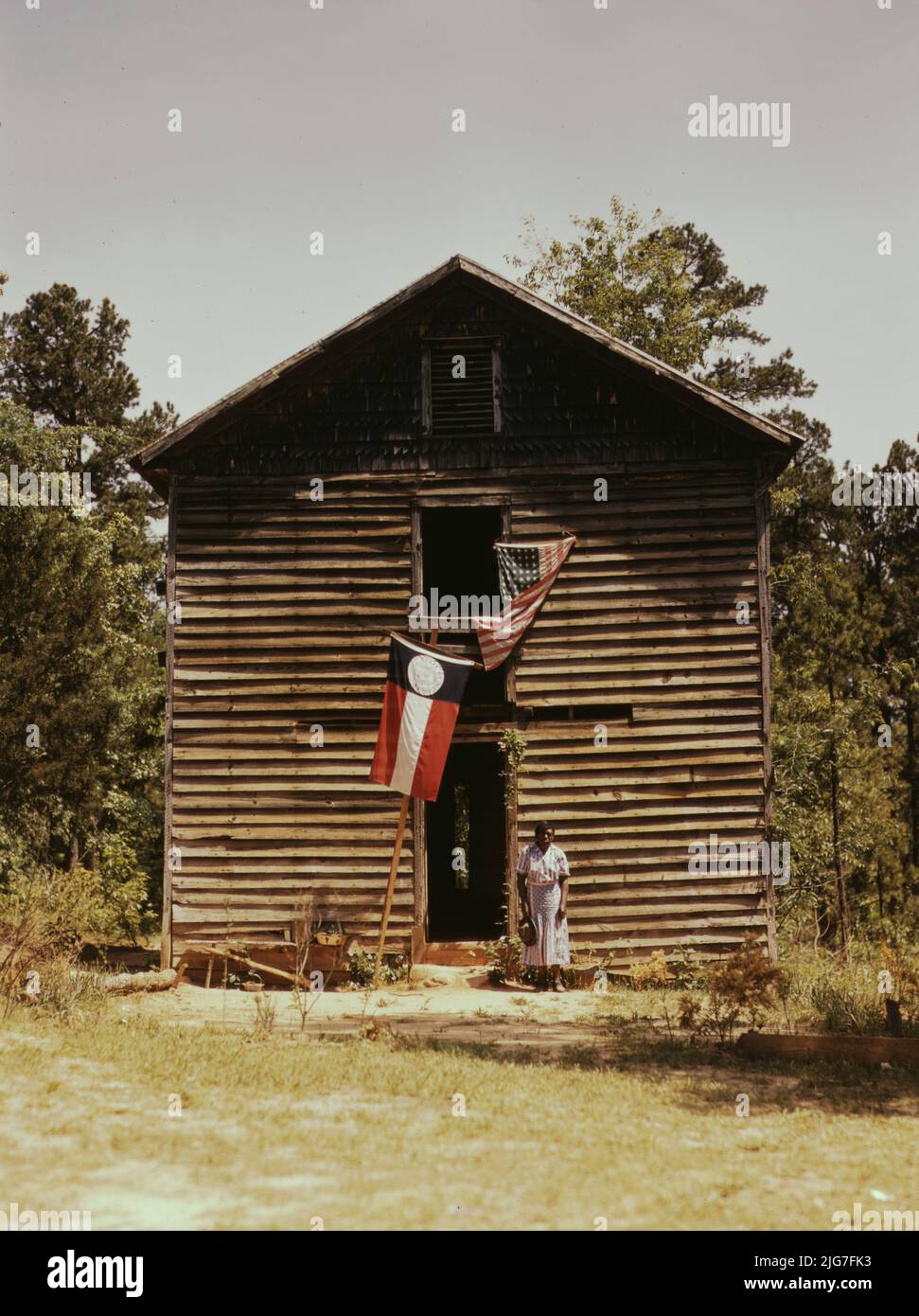 Liberty or death white plains flag hires stock photography and images