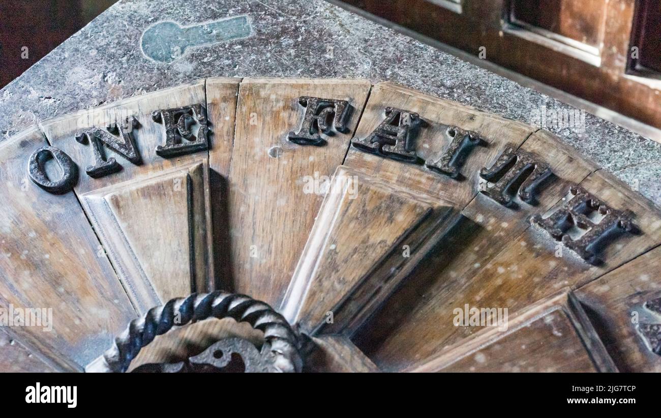 Contemporary british font hi-res stock photography and images - Alamy