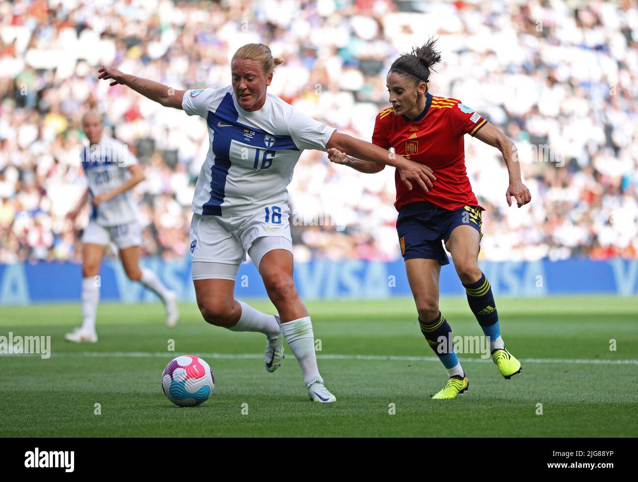 Soccer Football - Women's Euro 2022 - Group B - Spain v Finland - Stadium MK, Milton Keynes, Britain - July 8, 2022  Finland's Anna Westerlund in action with Spain's Esther Gonzalez REUTERS/Molly Darlington Stock Photo
