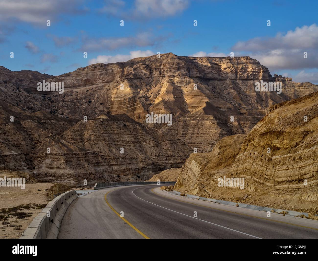 Along the coastal road 42, between Hasik and Ash Shuwaymiyyah, Oman. Stock Photo