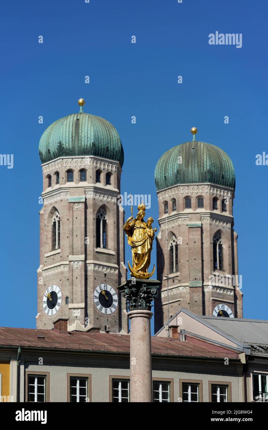 Germany, Bavaria, Munich, Marienplatz, Church of Our Lady, Lady's Towers, Mary's Column Stock Photo