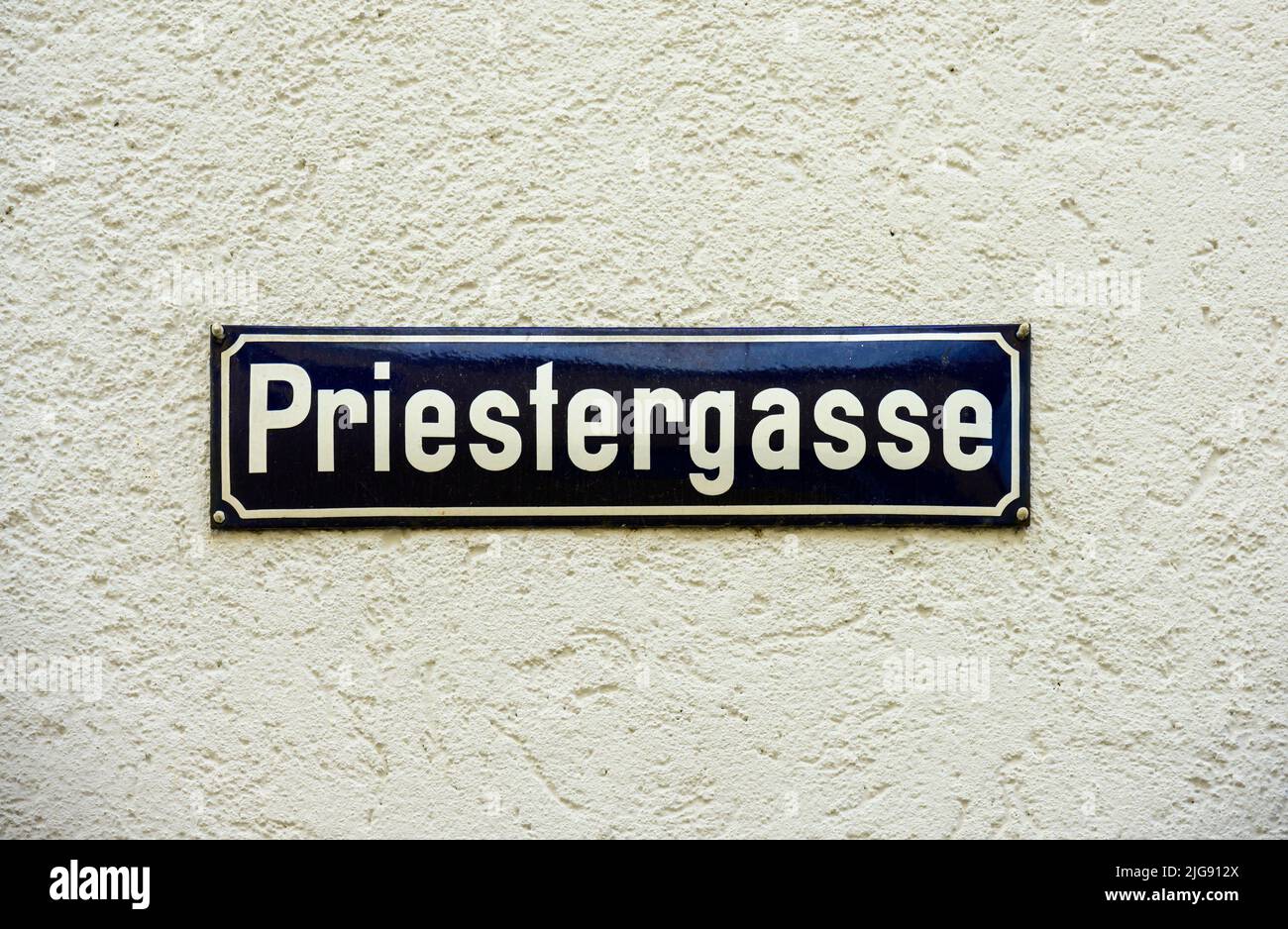 Germany, Baden-Württemberg, Black Forest, Waldshut-Tiengen, street name in Tiengen: Priestergasse Stock Photo