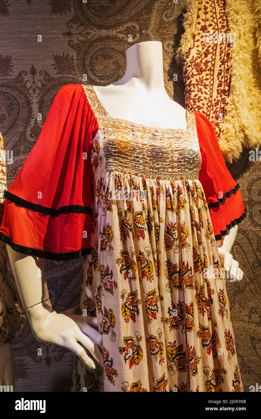 England, London, Southwark, Bermondsey, The Fashion and Textile Museum, Exhibit of 1960's and 1970's Womens Clothing Stock Photo