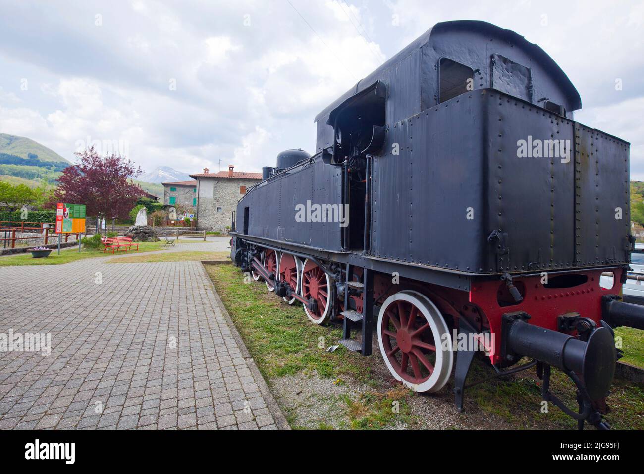 Piazza al Serchio is an Italian municipality in the province of Lucca in Tuscany, the monument locomotive 940.002 year of construction 1922 Stock Photo