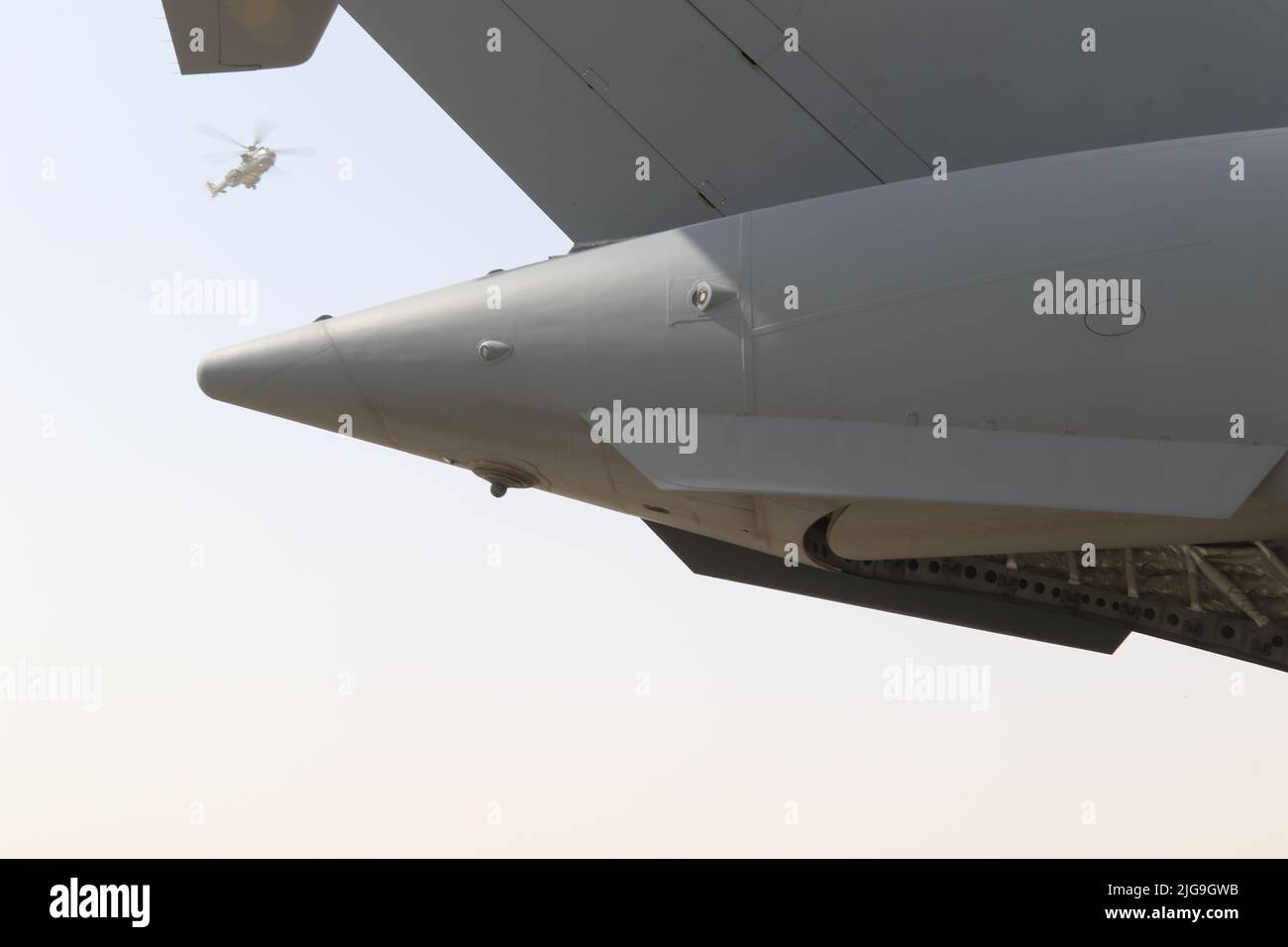 Soldiers from Task Force Spartan conduct a emergency deployment ...