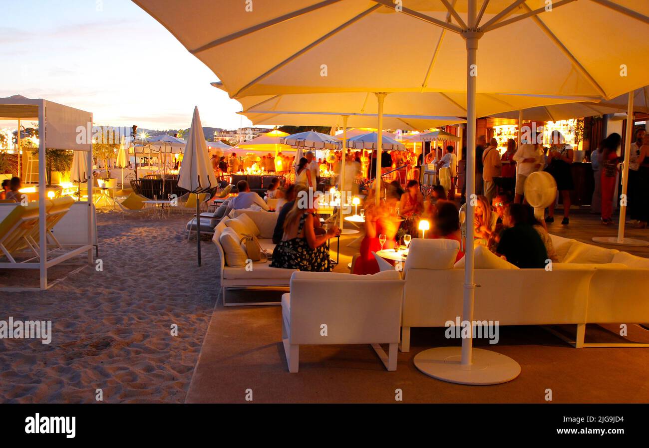carlton beach club den haag