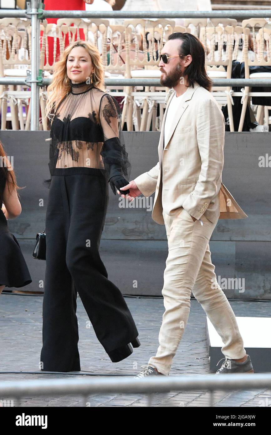 Kate hudson danny fujikawa hires stock photography and images Alamy