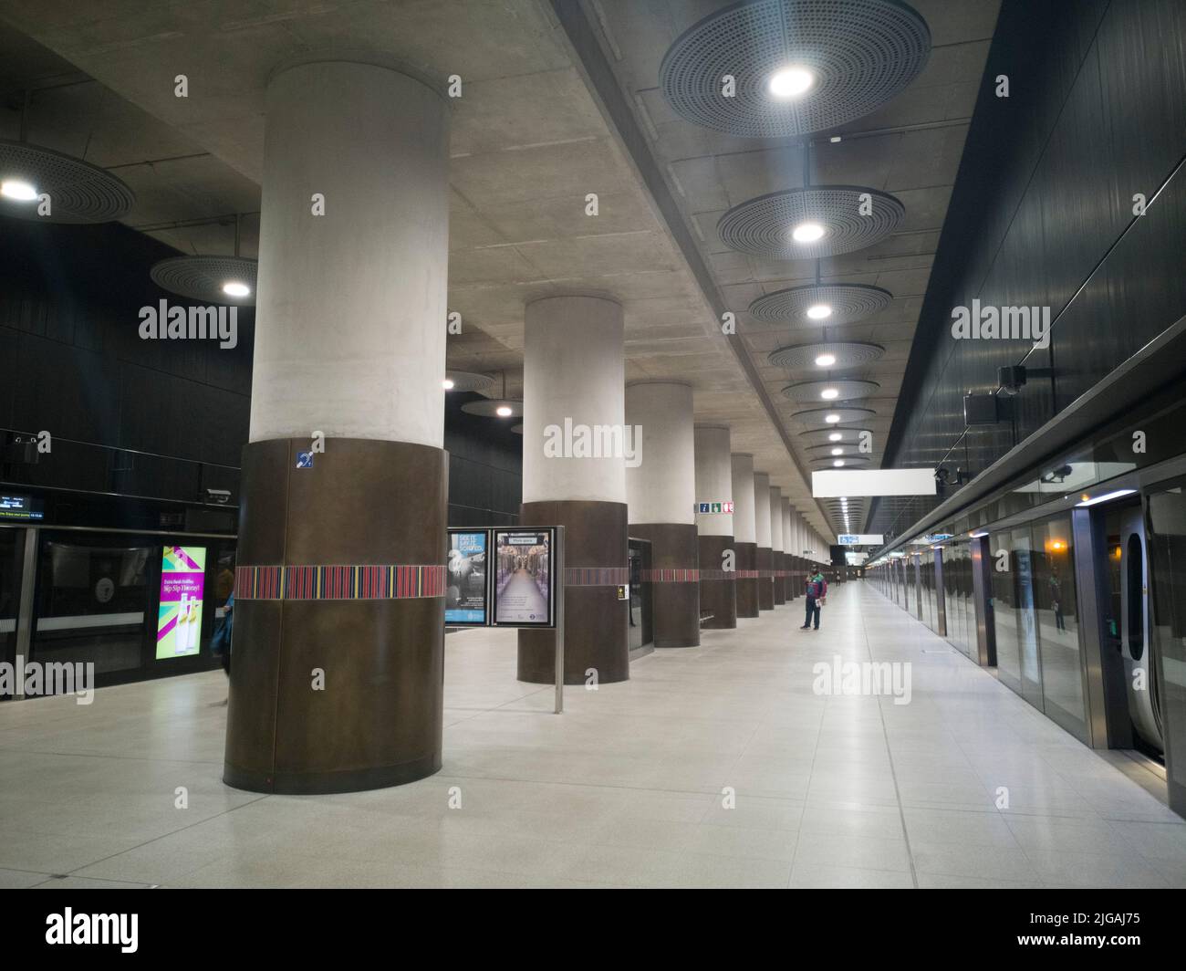 Elizabeth Line, Woolwich Arsenal, London, UK, May 2022. The interior at ...