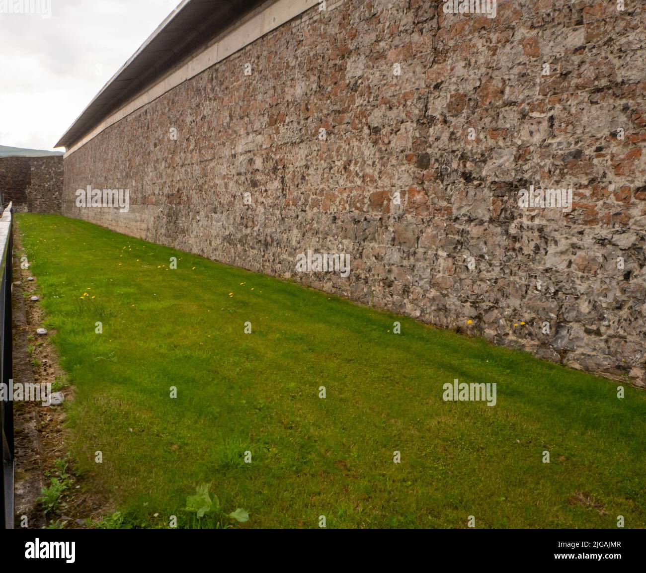 Site of unmarked graves of prisoners who died at Crumlin Road Gaol Stock Photo