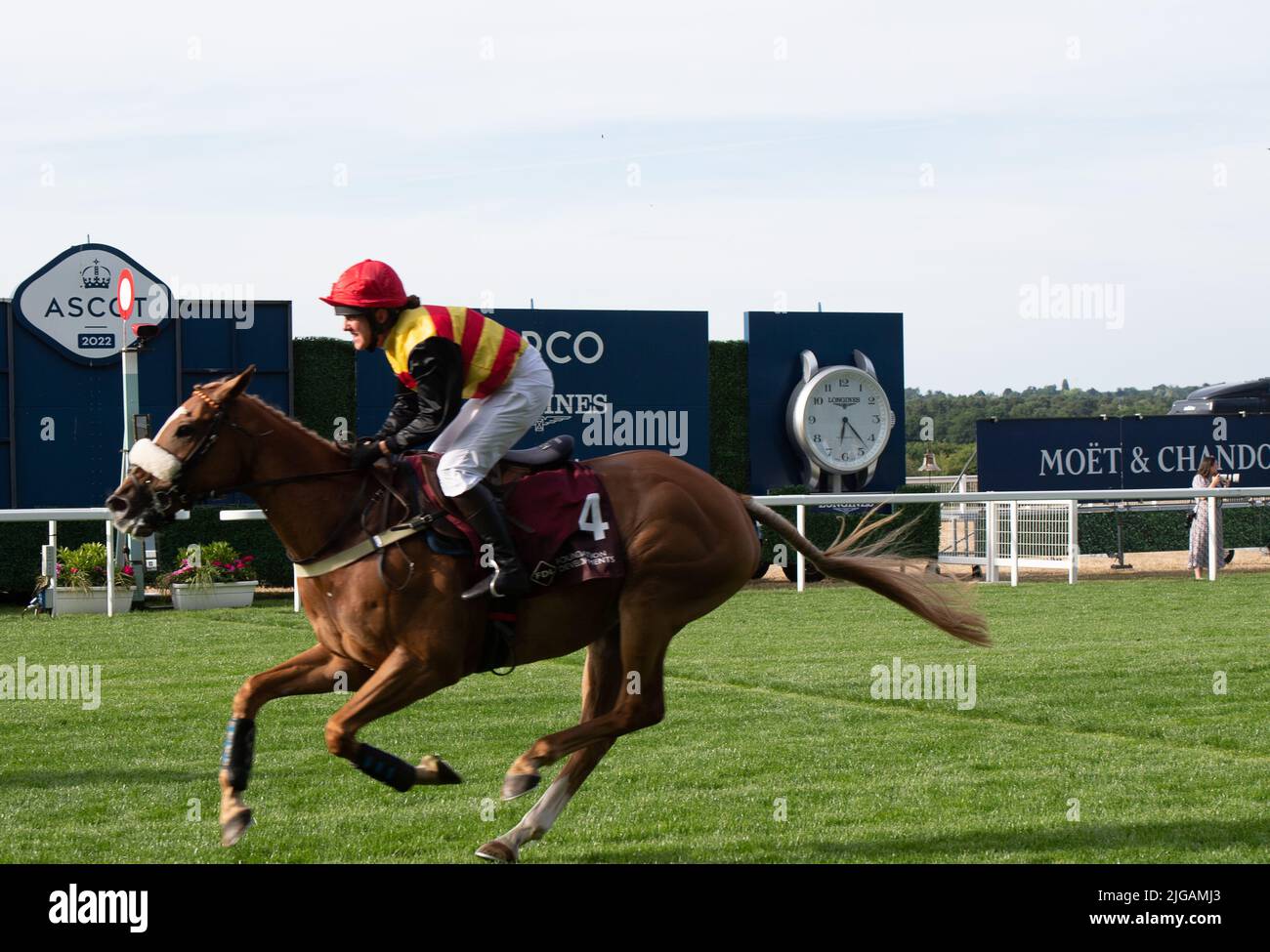 Ascot, Berkshire, UK. 8th July, 2022. Rider Raqui Campbell Hill on