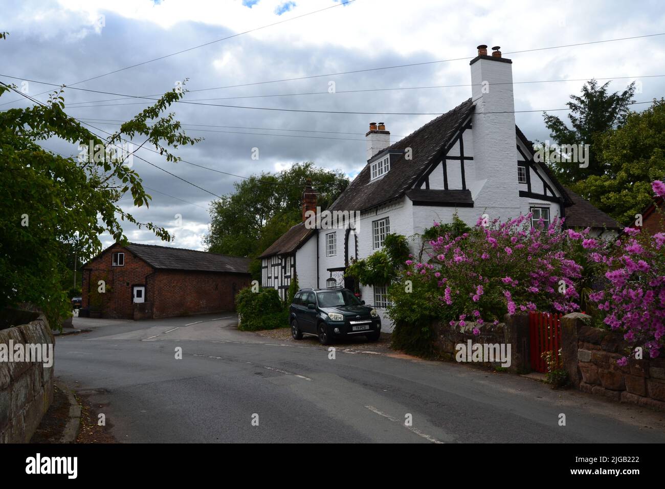Cottage, Bunbury, Cheshire, England, UK Stock Photo Alamy