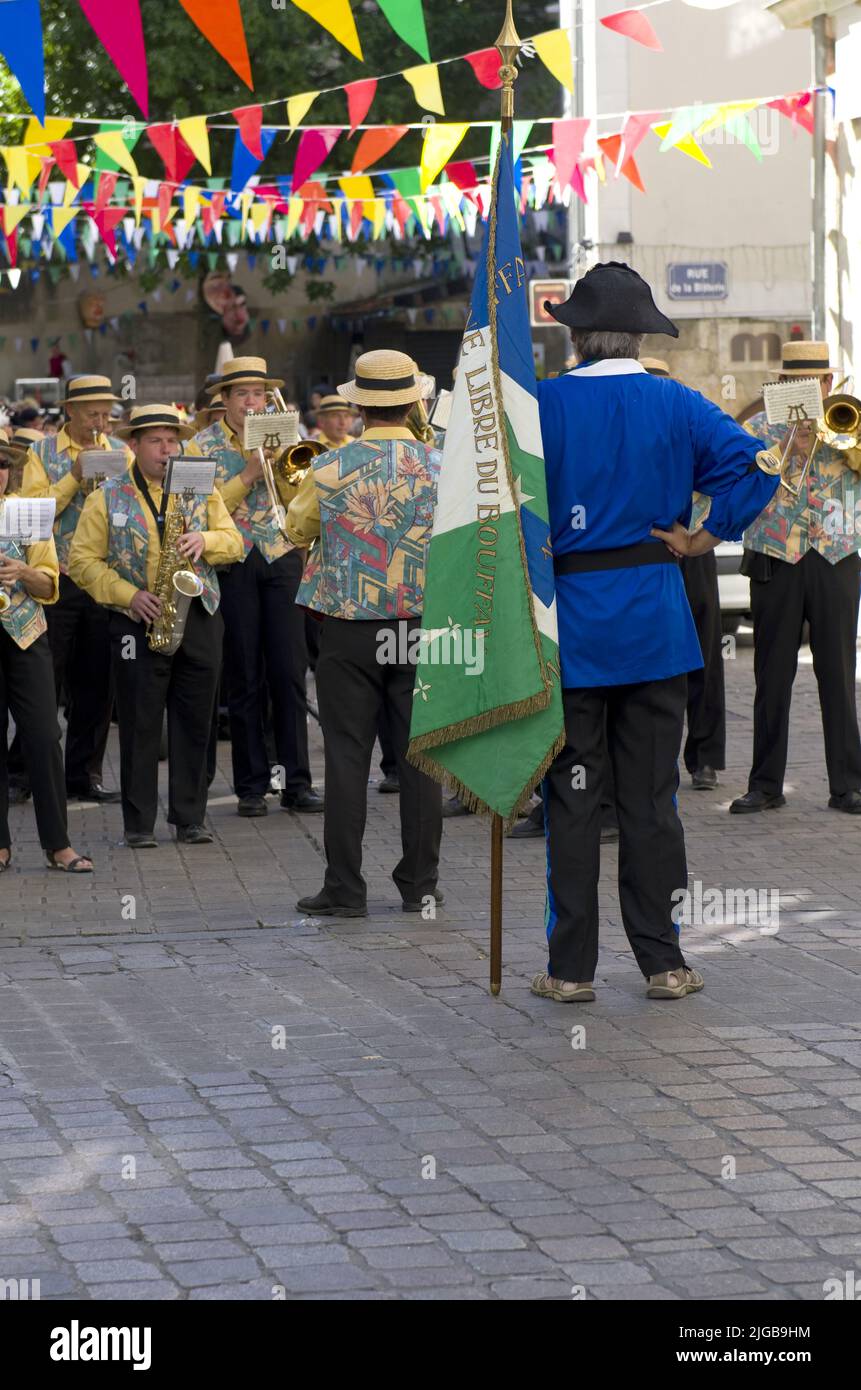 street-scene-musical-in-nantes-france-stock-photo-alamy