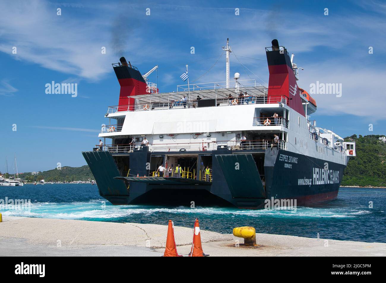 Express Skiathos, the ship of the Hellenic Seaways shipping company
