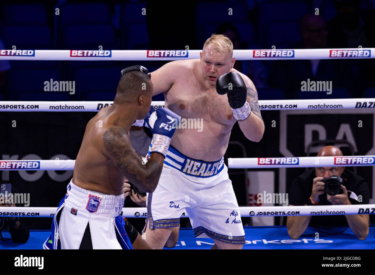 LONDON, UNITED KINGDOM. 09th Jul, 2022. Fabio Wardley vs Kingsley Ibeh - heavyweight Contest during under fight card of Chisora vs Fulev at The O2 Arena on Saturday, July 09, 2022 in LONDON UNITED KINGDOM. Credit: Taka G Wu/Alamy Live News Stock Photo