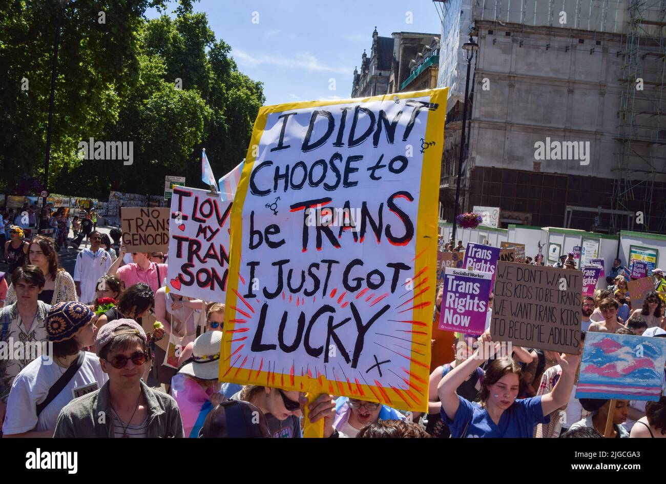London, England, UK. 9th July, 2022. Protesters pass through Piccadilly ...