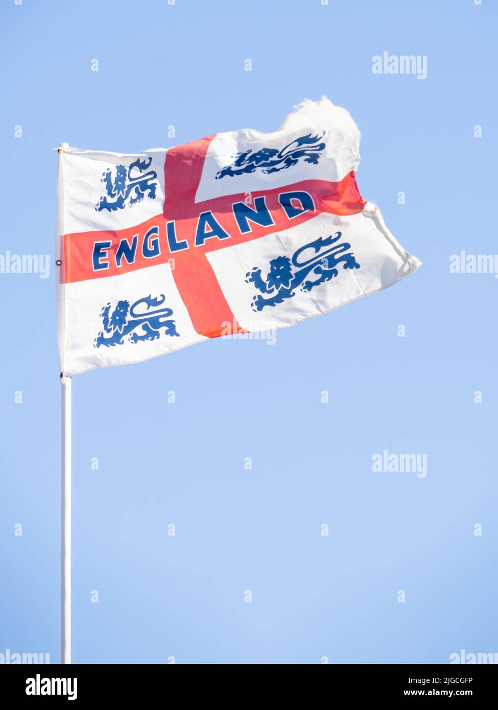 BIDEFORD, DEVON, ENGLAND - JULY 9 2022: England Four Lions football team flag. Stock Photo