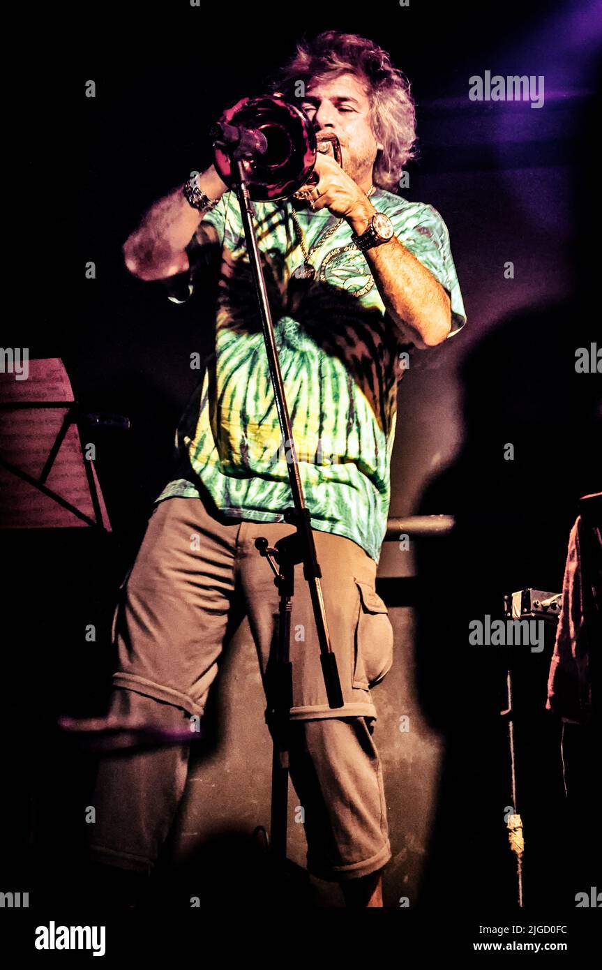 Reggae music instrument hires stock photography and images Alamy