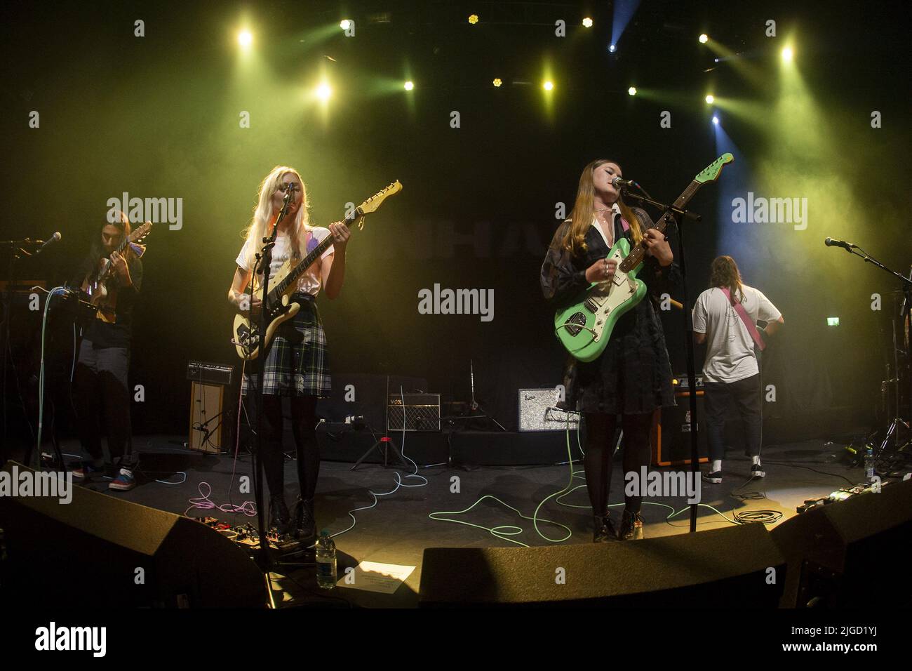 LONDON, ENGLAND Wet Leg support Inhaler at the Kentish Town Forum