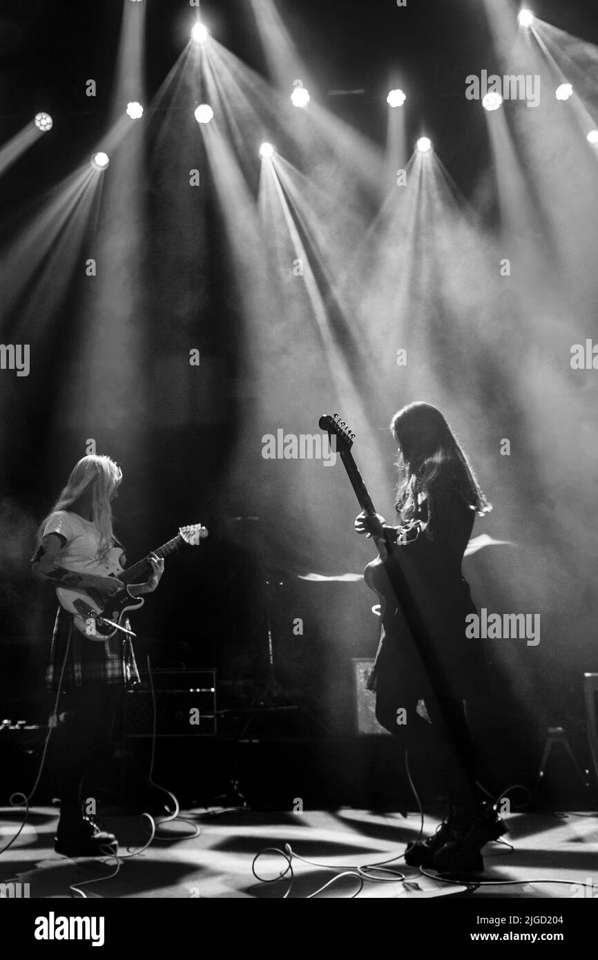 LONDON, ENGLAND Wet Leg support Inhaler at the Kentish Town Forum