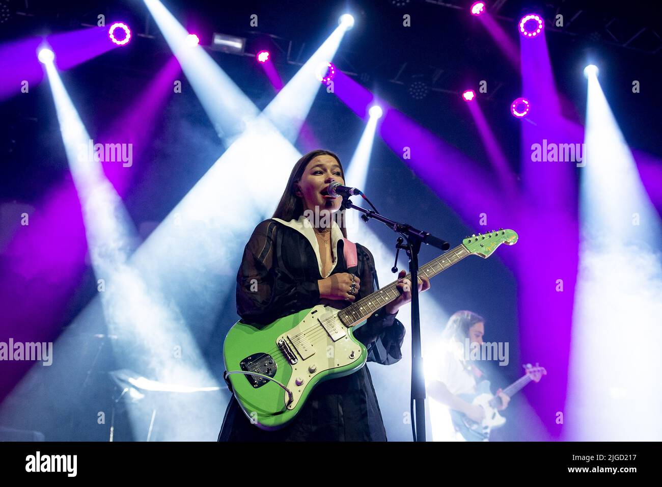 LONDON, ENGLAND Wet Leg support Inhaler at the Kentish Town Forum
