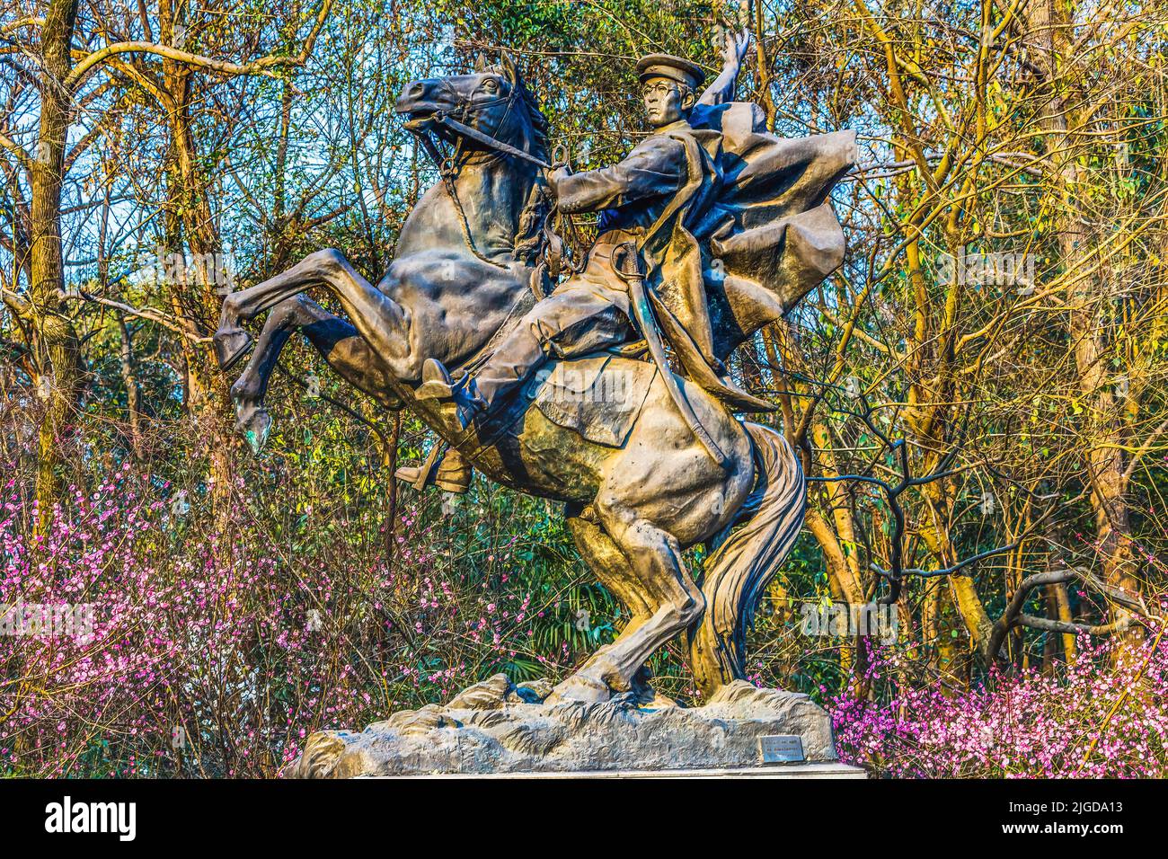 Revolutionary Statue Qimei Chen Horse Statue West Lake Hangzhou Zhejiang China Qimei Chen Sun Yat-Sen folllower died in early 1900s Stock Photo