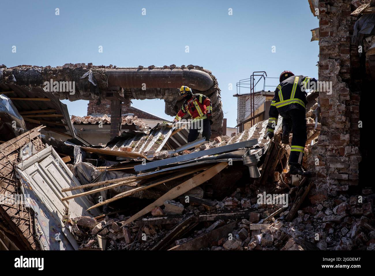 Ukraine Firemen Kharkiv, Ukraine. 09th July, 2022. Two Ukrainian firemen can be seen ...