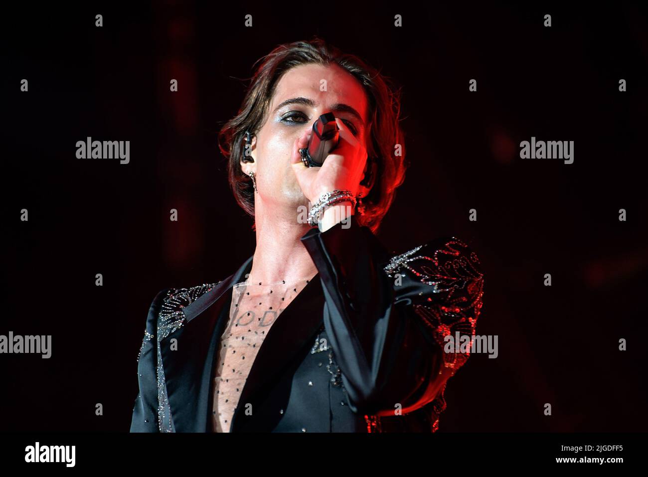 Rome, Italy. 09th July, 2022. Damiano David, of the rock group Maneskin, performs live at the Circus Maximus in Rome. (Photo by Vincenzo Nuzzolese/SOPA Images/Sipa USA) Credit: Sipa USA/Alamy Live News Stock Photo